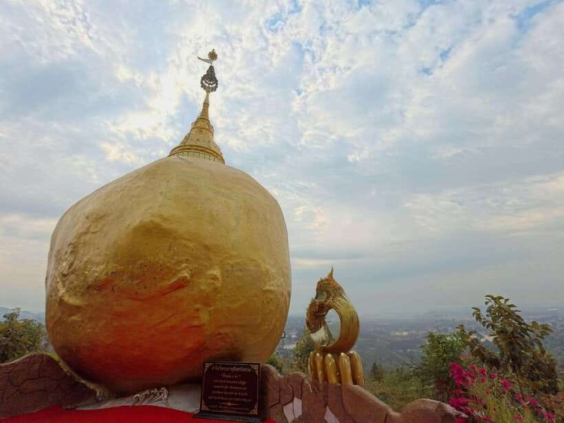 Chiang Mai: Sticky Waterfall scenic loop unseen lake &temple - Wat Phra That Chom Kitti: Stupa, Buddha, and a Second Viewpoint Finish