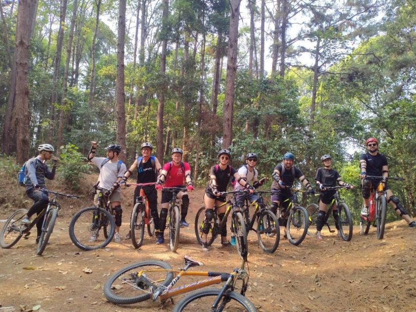 Chiang Mai: Suthep National Park Hiking & DH Mountain Biking - Summit lunch at the Hill Tribe village: fuel and a breather