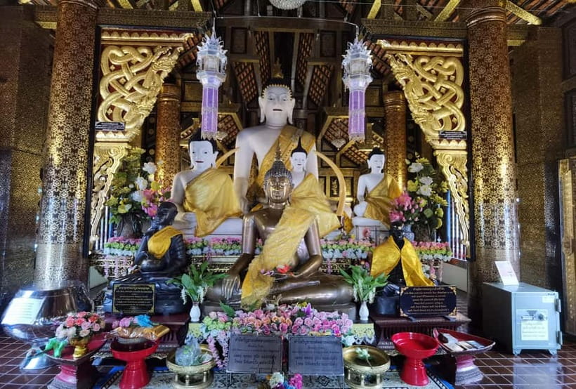 Chiang Mai: Temple And City Walking Tour Part I - Practical timing: how to avoid the heat and keep your morning pleasant