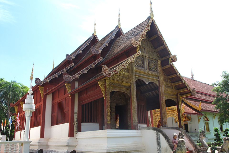 Chiang Mai: Temples & Culture Tour - The guide and small-group format (up to 9 people)