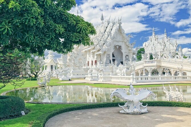 Chiang Mai Temples & Old City Hidden Gems Small Group Tour 2 Hrs - Why the Guide’s Stories Make These Temples Feel Personal