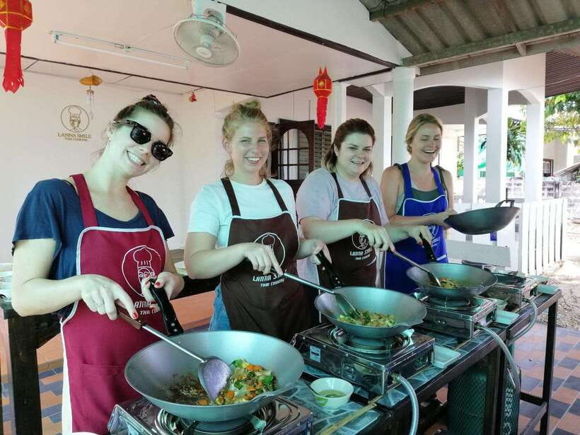 Chiang Mai: Thai Cooking and Market Tour with Lanna Smile - Key things I’d highlight before you book