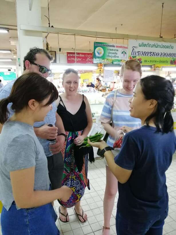 Chiang Mai: Thai Cooking and Market Tour with Lanna Smile - Spice Level, Vegetarian Friendly, and Ingredient Standards