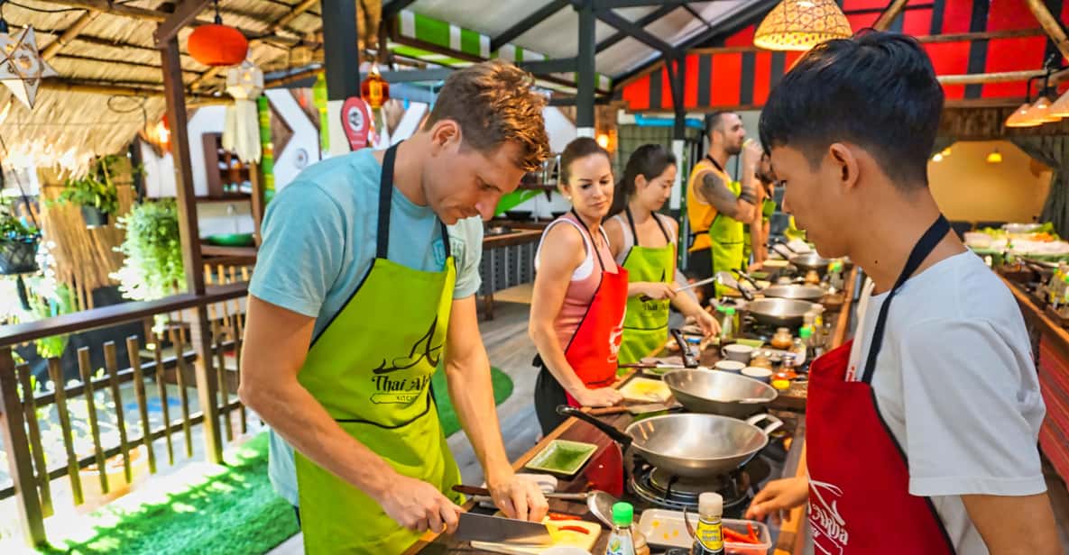 Chiang Mai: Traditional Thai-Akha Cooking Class& Market Tour - Akha fusion food: what you’re learning beyond recipes