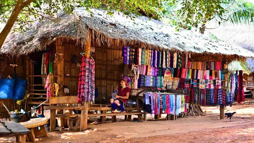 Chiang Mai: White and Blue Temples and Lalita Cafe - Price and Value: Is This $51 Day Worth It?