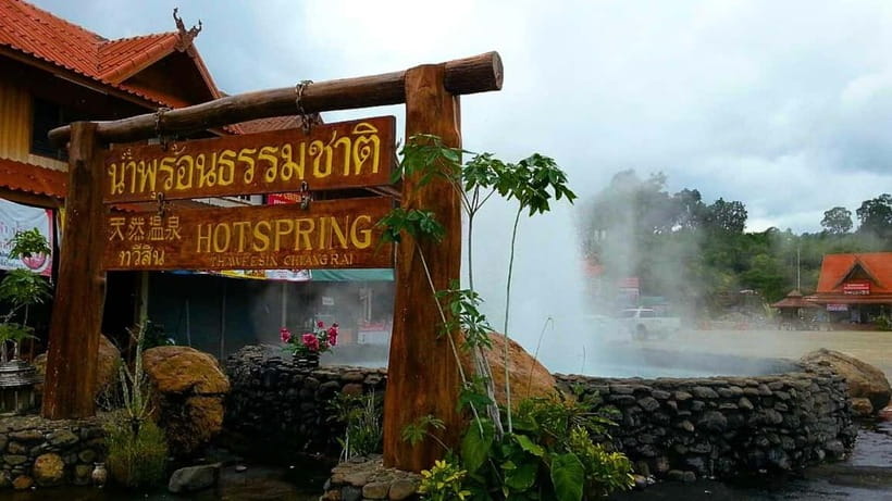 Chiang Mai: White and Blue Temples and Lalita Cafe - Van, Pickup, and Small-Group Reality (Including A/C)