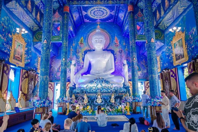 Chiang Mai: White, Red/Black & Blue Temples Tour with Lunch - Key things to know before you go