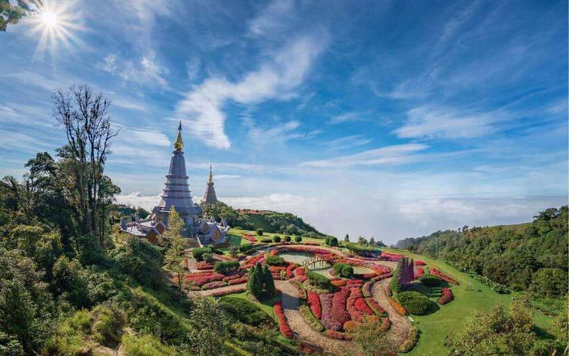 Chiang Mai:Doi Inthanon National Park & Hike at Kew Mae Pan - Key moments at a glance