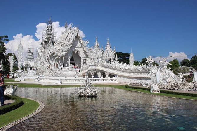 Chiang Rai Day Tour from Chiang Mai: White Temple & More w/ Lunch - Wat Rong Suea Ten (Blue Temple): Fast Color Contrast, Still Worth the Stop