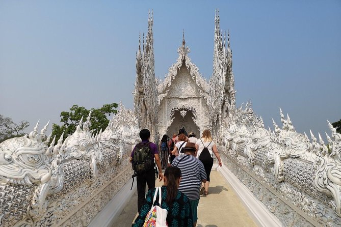Chiang Rai Day Trip from Chiang Mai City with Golden Triangle - Comfort, guide style, and why small groups help