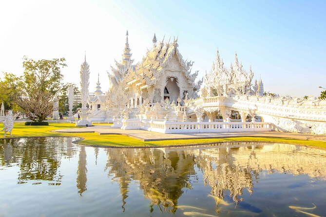Chiang Rai Full Day Tour with Boat Trip and Longneck Village - Longneck Karen Village: cultural encounter, with an ethics check