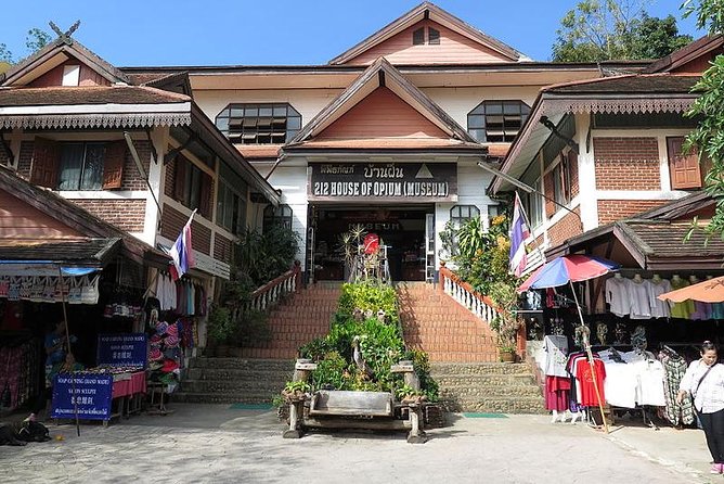 Chiang Rai, Golden Triangle and Long Neck Karen - Mae Chan: easing into northern rhythm
