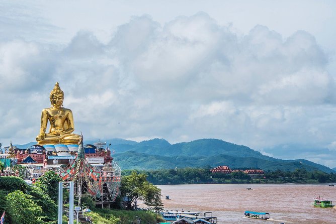 Chiang Rai One Day: Golden Triangle, Laos Border, Long Neck Tribe - Crossing toward Laos: the Khong River boat ride and passport prep