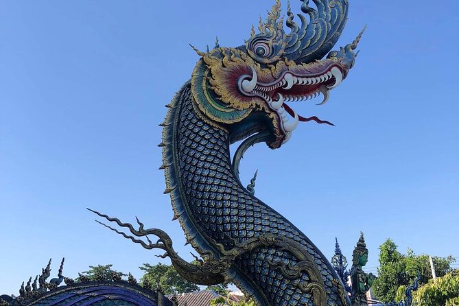 Chiang Rai Temples: Private Tour from Chiang Mai - Wat Rong Seur Ten (Blue Temple): modern fame with real symbolism