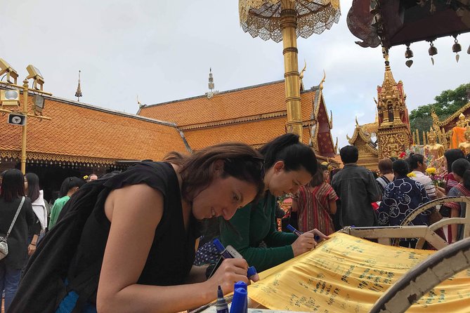 Chiang Rai Temples ( White,Blue )And Doi Suthep Private Day Tour - Wat Rong Seur Ten (Blue Temple): the 40-minute mood-shift stop