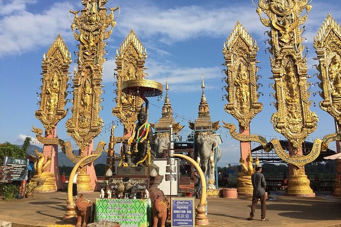 Chiang Rai Tour: Hot Spring,White Temple, Golden Triangle, Yao - Wat Rong Khun (White Temple): the iconic stop that needs good attention