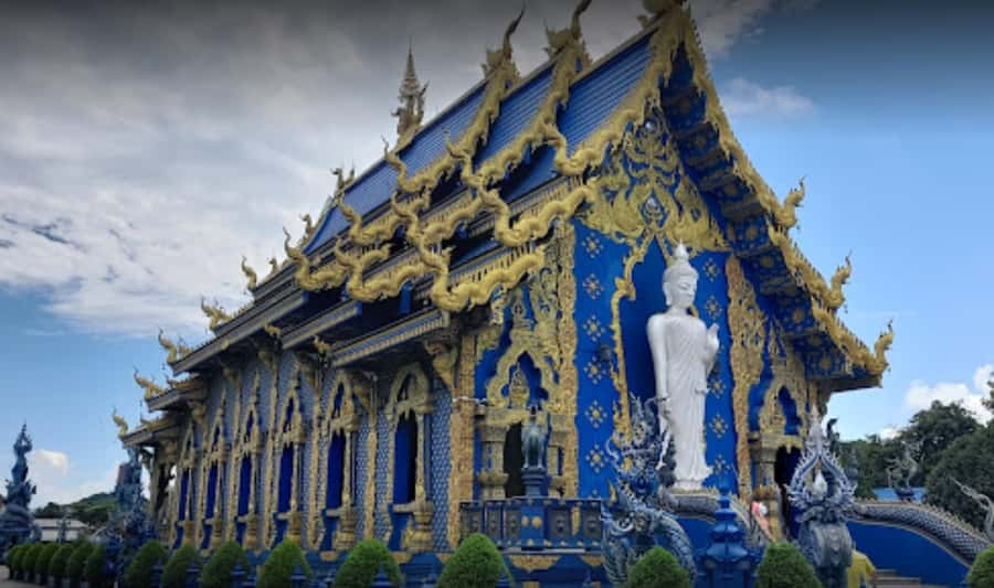 Chiang Rai White, Blue, Red 3 Temples Tour - Wat Rong Suea Ten Blue Temple: Golden Details with a Quieter Feel