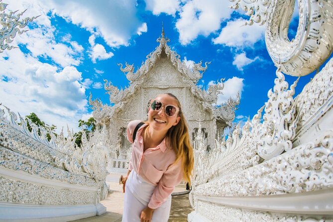 Chiang Rai White Temple Blue Temple and Hill Tribe Village Tour - Timing and logistics for your 7:30am start