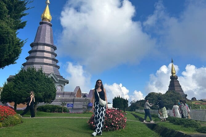 ChiangMai 1DayTour:Elephant Sanctuary,king&queen pagoda,waterfall - Karen Hill guides and the local angle you actually use