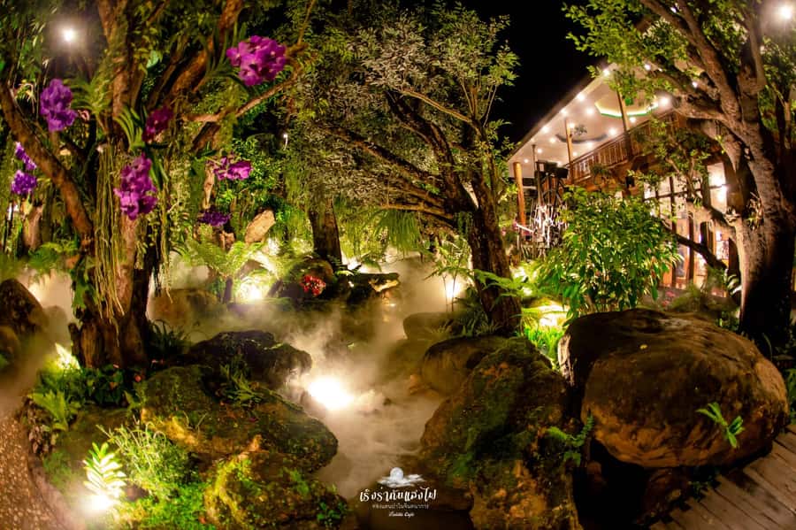 Chiangmai to Chiangrai: 3 Temples, Hot Springs& Lalitta Cafe - Longneck Karen Village (optional): scarves, photo culture, and your own comfort level