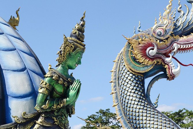 Chiangrai day trip Private Tour - Golden Triangle: Three Borders and Big Photo Energy