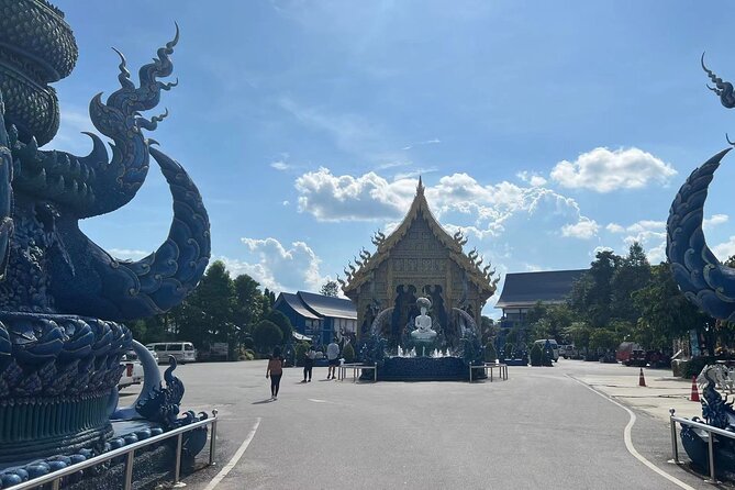 Chiangrai One Day Private Customized Tour from ChiangMai - Baan Dam Museum: Strange Architecture That Feels Like a Workshop