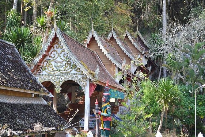 Chiangrai Round Trip Classic Tours 3 Days 2 Nights - Entering Chiang Rai at a slower pace from Chiang Mai