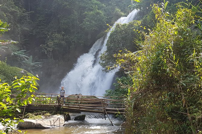 Doi inthanon National Park + 2Hour Fantastic Trekking with Lunch - Small Groups, Friendly Guides, and the One Timing Trap