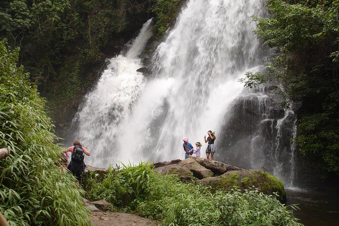 Doi Inthanon National park and 2 hours hiking with private tour - Why Doi Inthanon Feels Worth a Full Day From Chiang Mai