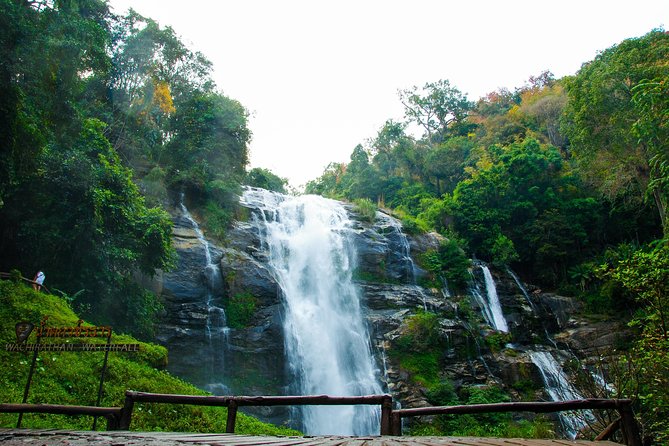 Doi Inthanon National Park with Nature Trail Trekking 1-Day Tour - Stop 3: King and Queen Chedis—gardens plus a view test