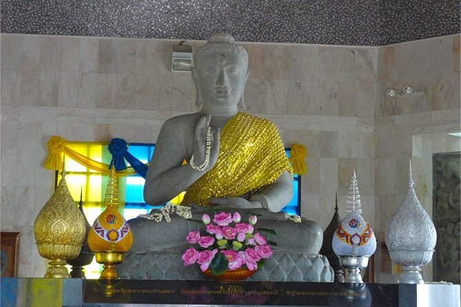 Doi Inthanon Private Trek & Lunch Tour from Chiang Mai - Wachirathan Waterfall: a 250-meter drop with an easy path