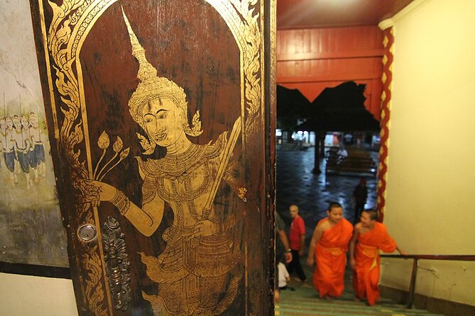 Doi Suthep and Wat Umong Night Tour From Chiang Mai - What the Guide Adds (And Why It Matters Here)