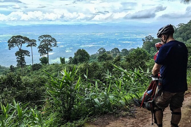 Doi Suthep National Park To Chiang Mai Beginner Downhill Mountain Biking - Huay Tung Tao Lake: lunch, cooldown, and a calmer finish
