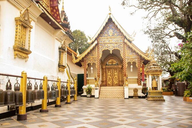 Doi Suthep Temple Tour by Local Red Car 3 Hour Adventure - Key Points at a Glance