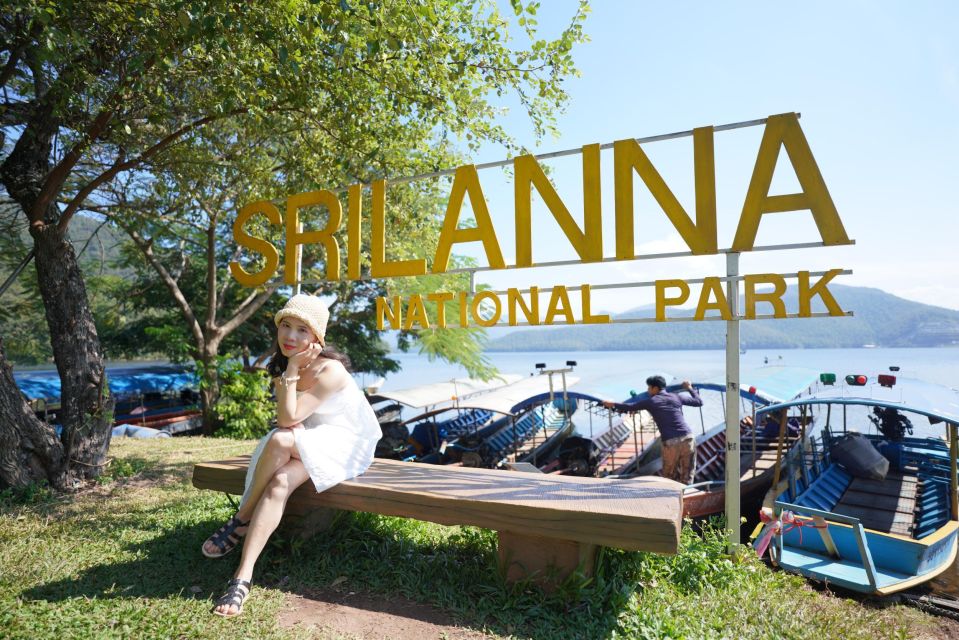 Elephant Habitat Park Feeding Entry & Rafting Van Transfer - Bamboo rafting on the Mae Wang River: calm water break
