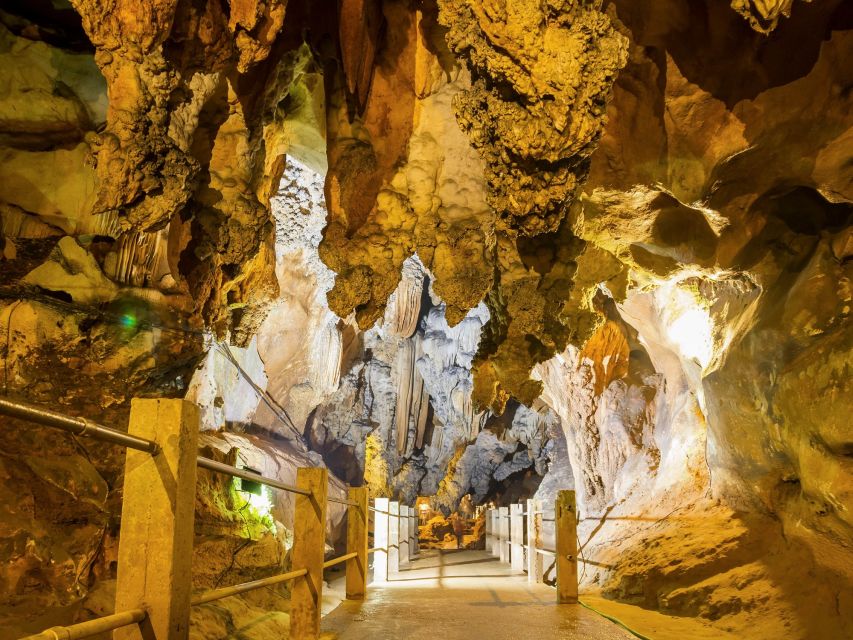From Chiang Mai: Chiang Dao Cave Trekking Full-Day Tour - Bua Tong Sticky Waterfall: How the Mineral Climb Works
