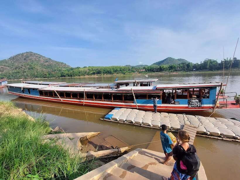 From Chiang Mai: Slow Boat to Luang Prabang 3 days/2 nights - Day 1: Chiang Mai to Huay Xai and that first taste of Laos border energy