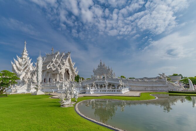 Full Day Chiang Rai 3 Temples White, Blue,Big Bhudha Temples - Karen Long Neck Village: what you can expect in 30 minutes