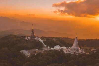 Full-Day Doi Inthanon National Park Tour with Trek and Pagodas - King’s and Queen’s Pagodas: royal architecture and real meaning