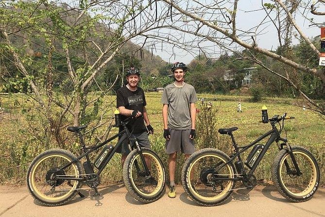 Full-day E-bike Countryside and Nam Phrae (flat-hilly, GUIDED) - The “8:30 am start” rhythm and group size (max 8)