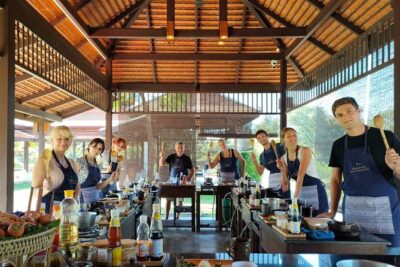 Full-Day Thai Cooking Class with Grandma - Market and Farm Tour - Open-Air Kitchen Stations: Cooking 7 Dishes and a Drink Without Guesswork