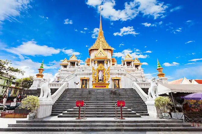 Full Day Tour in Chiang Rai White Temple and Golden Triangle - Getting There: Pickup, Group Size, and the 12-to-14 Hour Reality