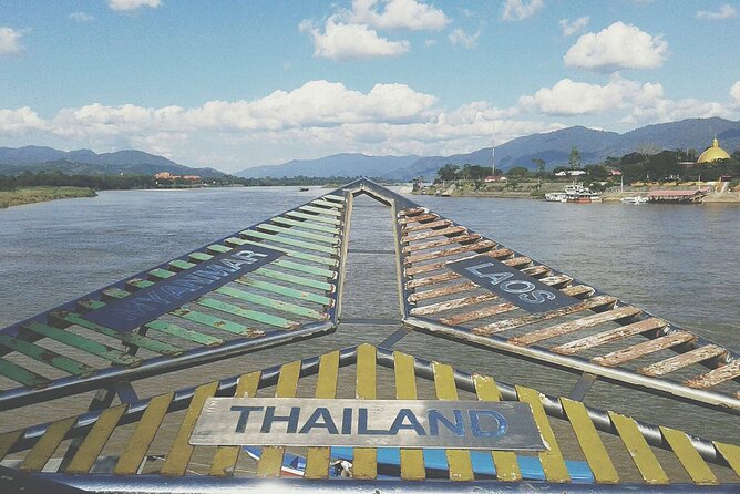 Golden Triangle, White, Black, Blue Temple Full Day Tour From Chiang Mai - Golden Triangle: border views, quick pacing, and the boat option