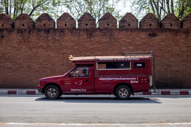 Half Day Chiang Mai City and Cultural by TukTuk, Samlor & Red car (Private Tour) - Tha Pae Gate: the old walled city entrance that anchors your orientation