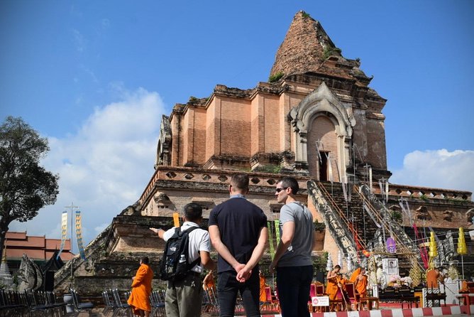 Half Day Chiang Mai City and Culture tour by Electric Tuk Tuk (Private Tour) - Warorot Market (Kad Luang): where locals actually shop