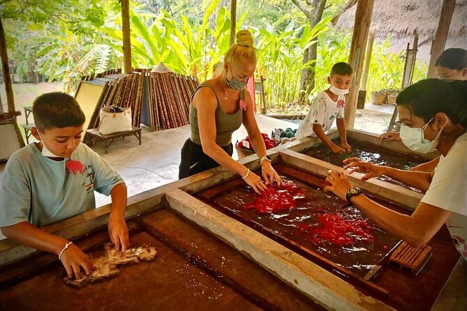 Half Day Long Neck hill tribe and Elephant POOPOOPAPER Park (Private Tour) - Who should book this tour (and who should think twice)