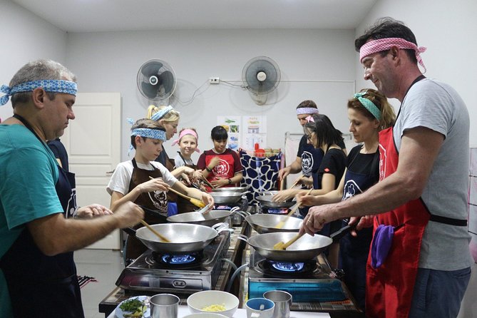 Half Day Morning Cooking Class with Market Tour in Chiang Mai - Market-to-kitchen flow: how the cooking class actually works