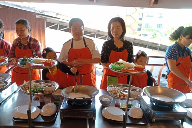 Half-Day Thai Cuisine Cooking Experience in Chiang Mai - Picking your menu: how choosing 4 or 6 dishes changes the whole experience