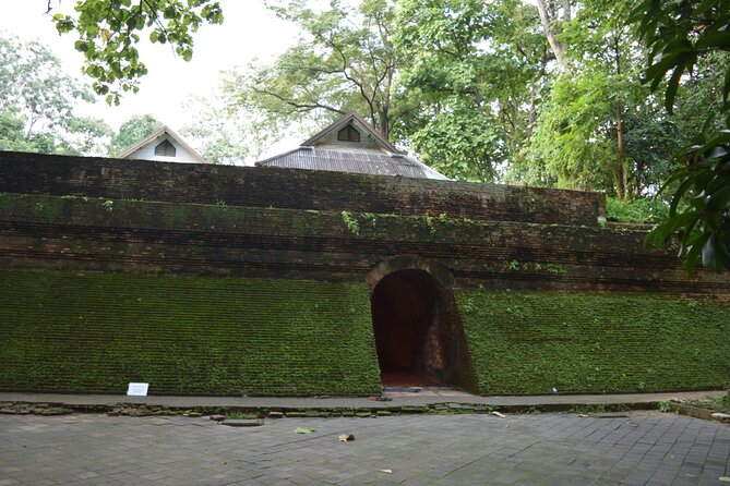 Half Day tour Suan Dok Temple, Umong temple & Doi Suthep Temple - Wat Phra That Doi Suthep: the big-name temple near the top