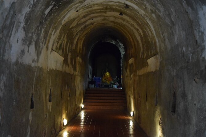 Half Day tour Suan Dok Temple, Umong temple & Doi Suthep Temple - Guide quality and comfort details that keep the day enjoyable